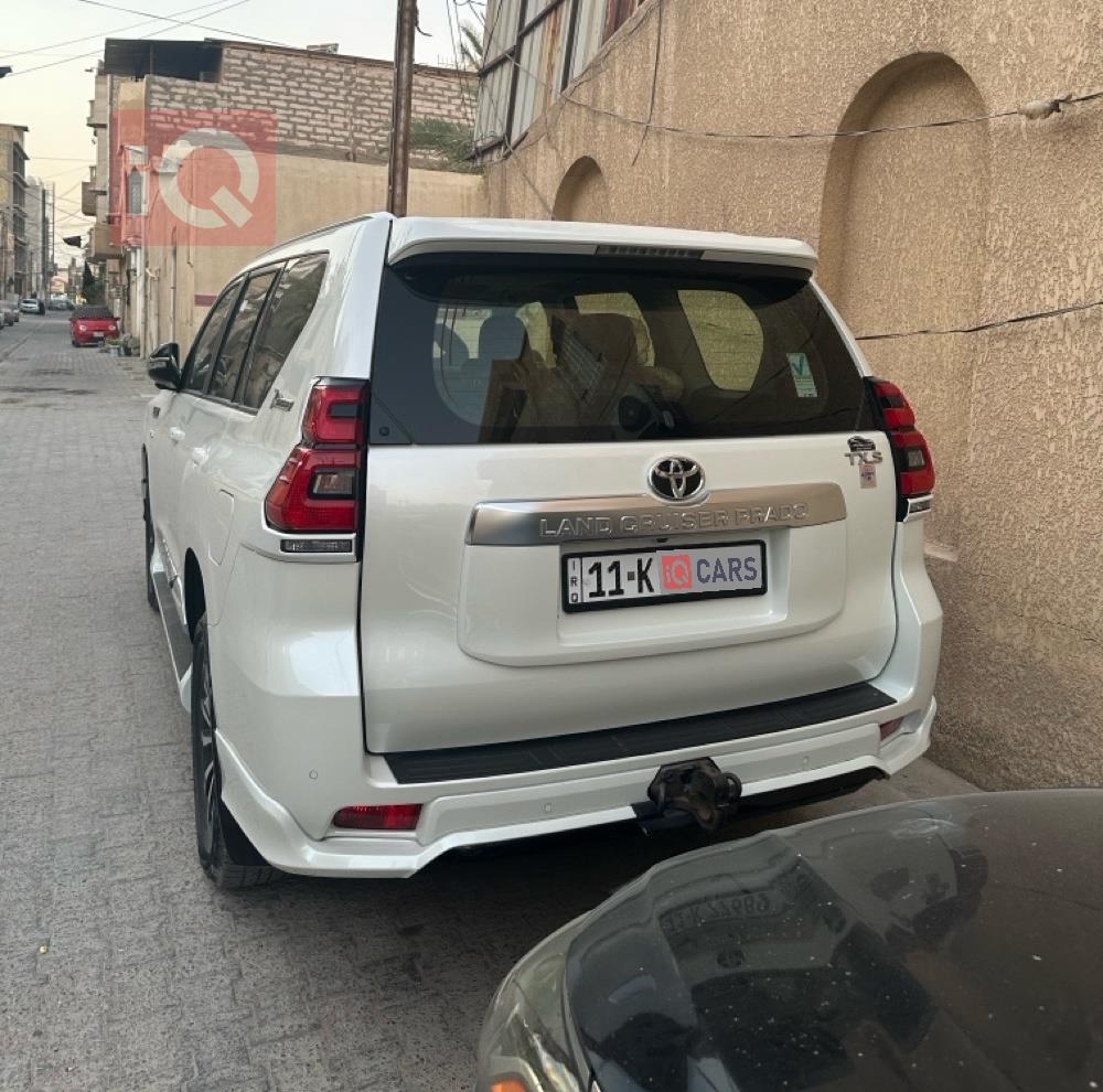 تۆیۆتا لاندكروزر پرادۆ
